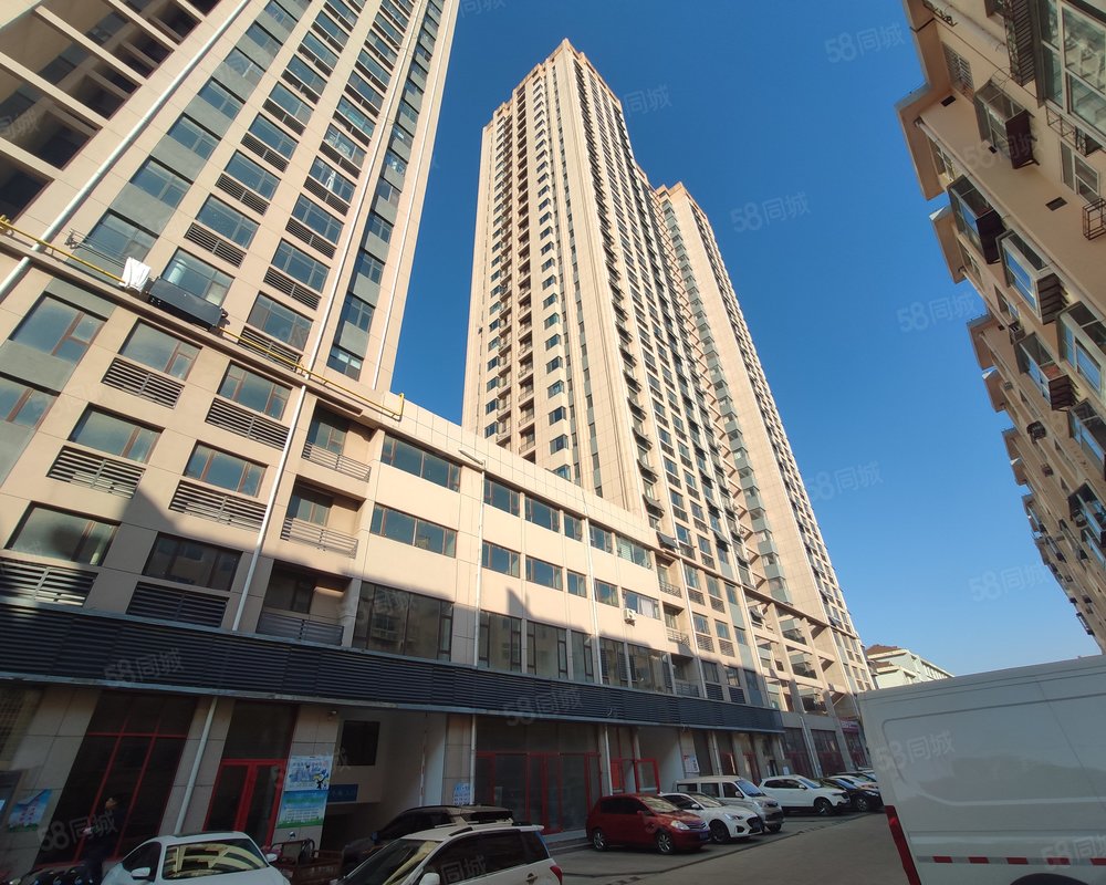 蓝天城市广场小区