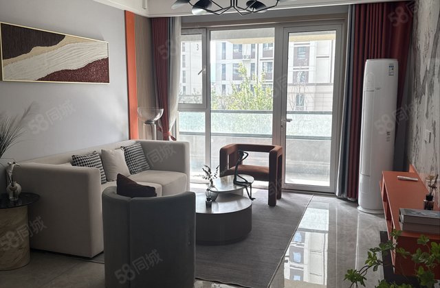 桃李天悦精装修，带车储，走一手手续，价格可谈，  一套手慢无