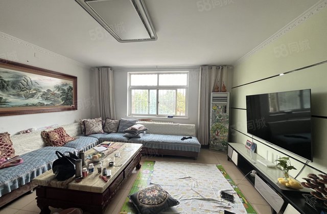 房东急售！湖边50 ！三室朝阳！双阳台！步梯二楼！看房方便！