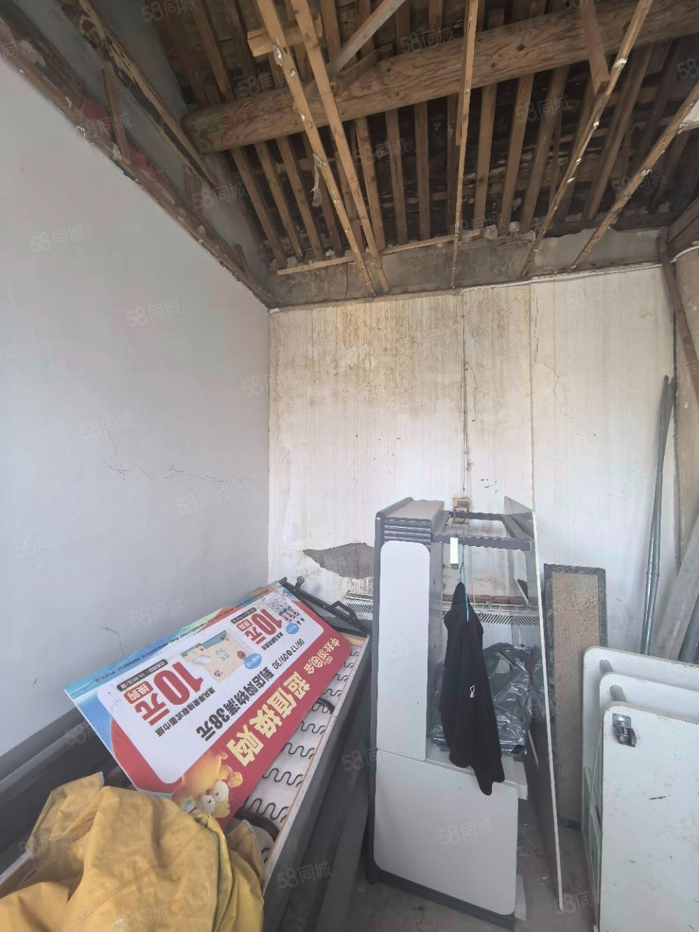 方家胡同小區(qū)1室0廳0衛(wèi)15㎡南北238萬