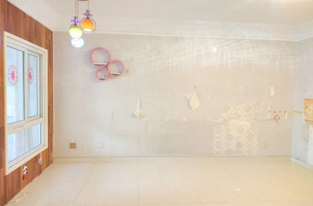 月亮湾B区,商品房,三室两厅,阳光,实验,三里铺,颐馨园送储