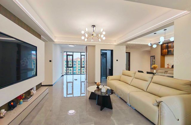 富基世纪公园桃园5室2厅129.16㎡78.8万二手房图片