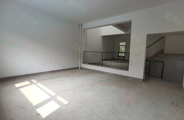 旭辉十九城邦(别墅)4室2厅310㎡179万二手房图片