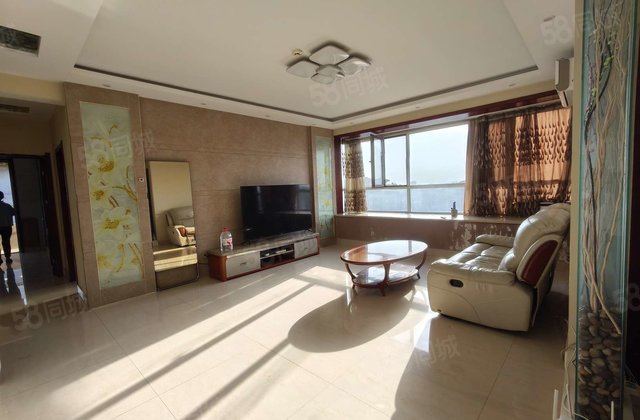 急售~月亮湾~西边户~精装3室~免大税~送储~客厅大飘窗