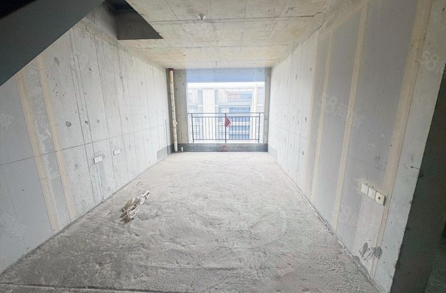 风华臻园3室1厅102㎡135万二手房图片