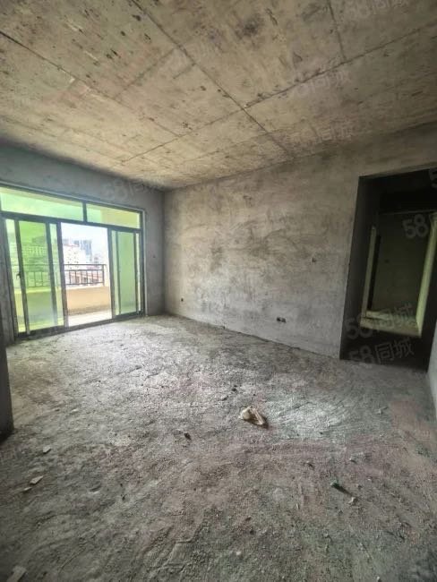 御泉名都2室2厅1卫73.62㎡南45万