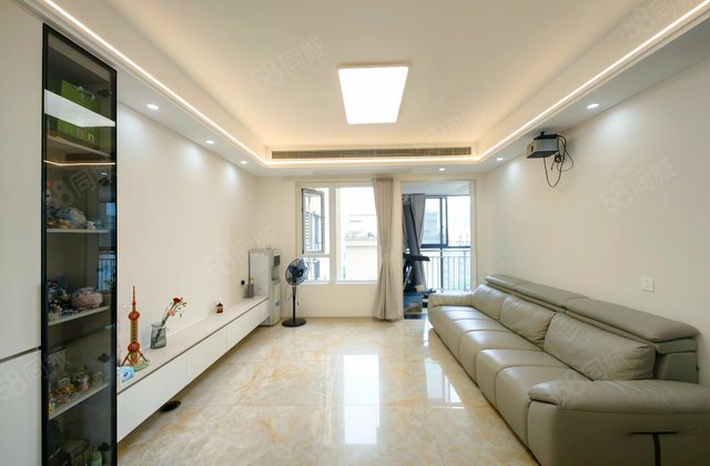 世茂城二期4室2厅105.16㎡169万二手房图片