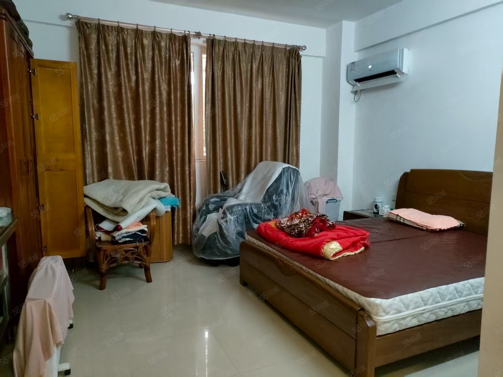 腾瑞万绿花园4室2厅2卫186㎡南北126万