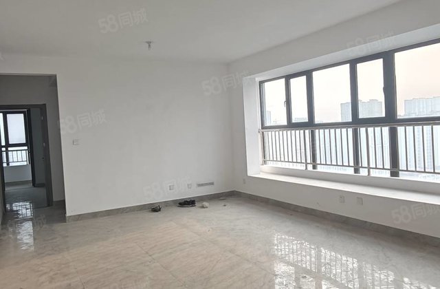 房市中心！中央帝景！金麟府精装四室！送车位！免大税！