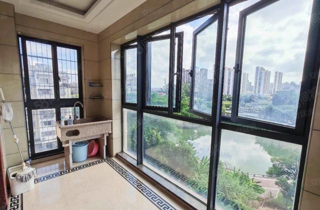 骏隆好地方4室2厅141.2㎡196万二手房图片