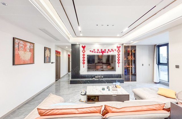 公园世家4室2厅158.26㎡118万二手房图片