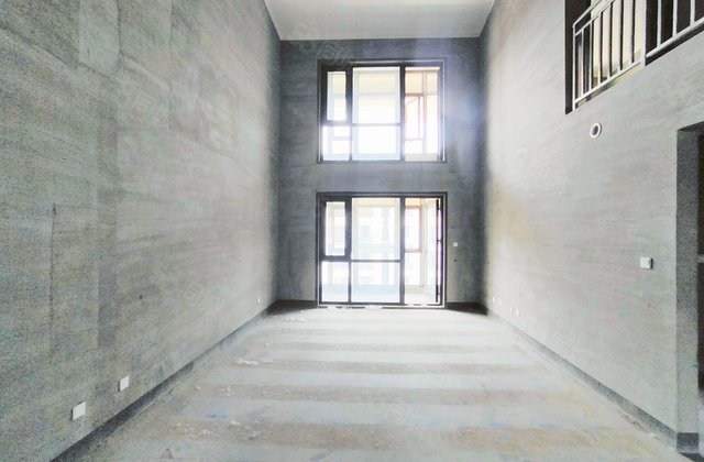 龙湖上第4室2厅196.8㎡628万二手房图片