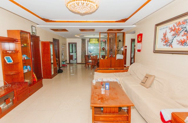 万达天玺小区3室2厅161.05㎡215万二手房图片