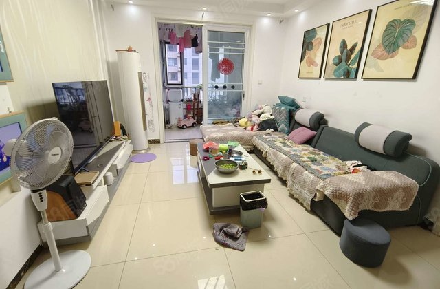 转盘附近 高端小区单价8000多 昌润连城 带车位 精装修