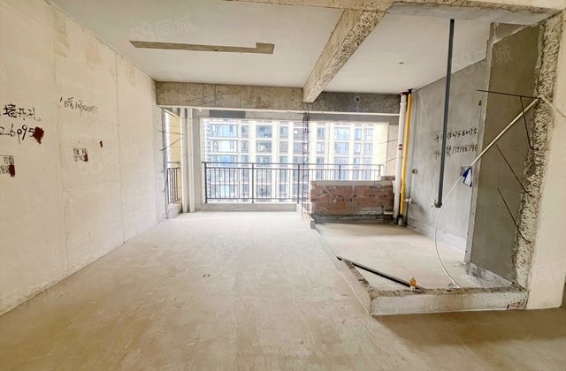 兆基璟宸府4室2厅167㎡116.6万二手房图片