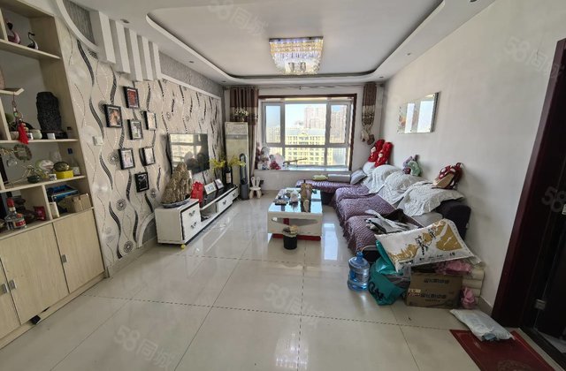 徒骇河旁 单价5千多 八里庙 中层 前排无采光东苑 滨河实验