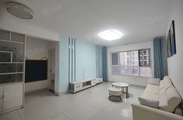 急售！出门就是  ，六期带车位万达3室2厅免大税