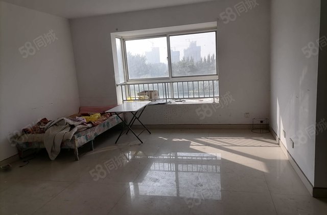 翡翠城 西边户 三室两厅 好楼层 价格能谈