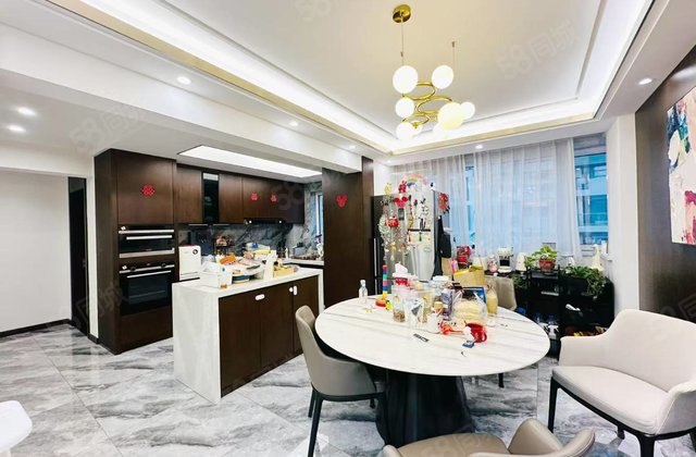 保利林语(E区一期)4室4厅214.53㎡175万二手房图片