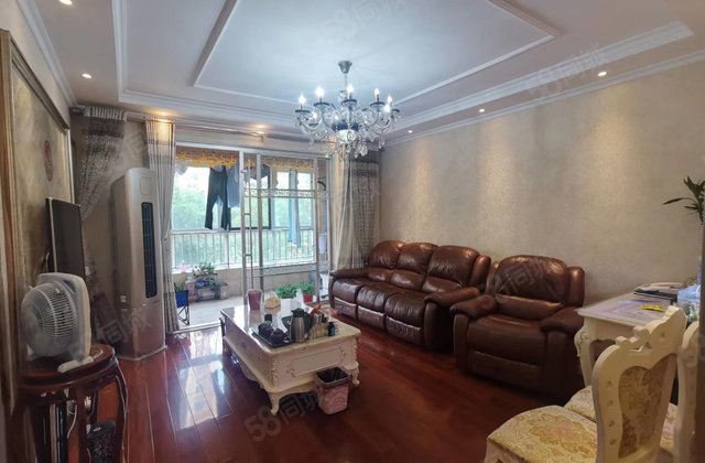 凤凰城(C区)3室2厅115㎡87万二手房图片