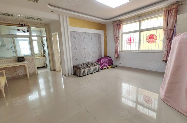 紧临七中！东边户！中间好楼层！无遮挡！三室两厅！免大税送储！