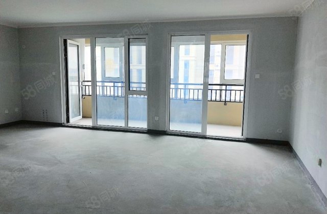 空港澜庭美地B区3室2厅162㎡136万二手房图片