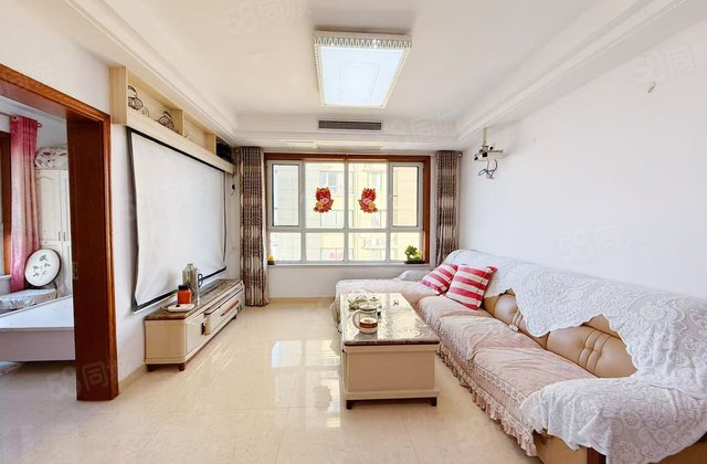 东昌路110平95，精装三室全明大边户，中央丽都，免大税带储