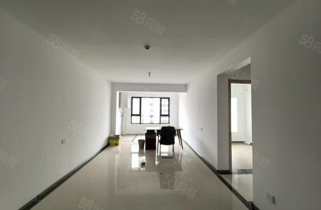 公地房，     106平单价6000多18层小高