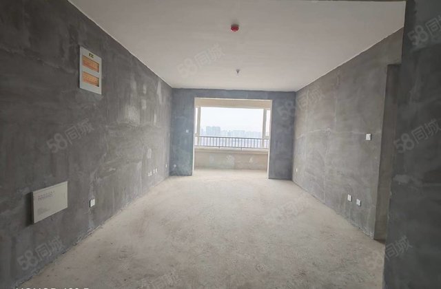 嘉业中央公园5室2厅196㎡139万二手房图片