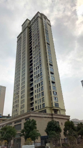 水景园110平实用面积复式楼 四面朝南双阳台loft好房,东湖路76号-温岭
