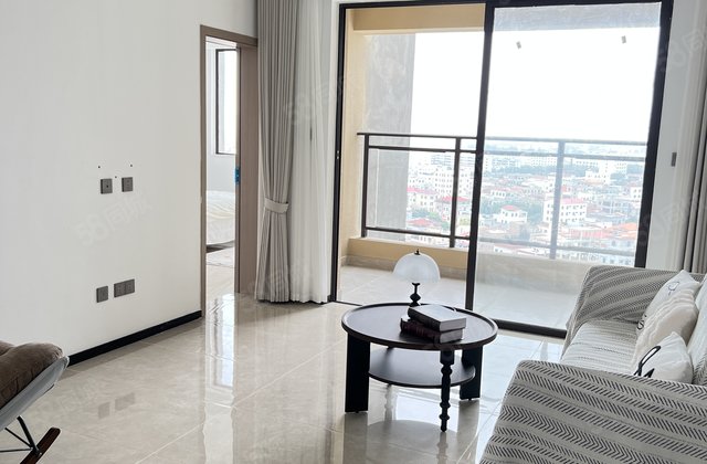 东方花梨湾1室1厅38.72㎡48万二手房图片