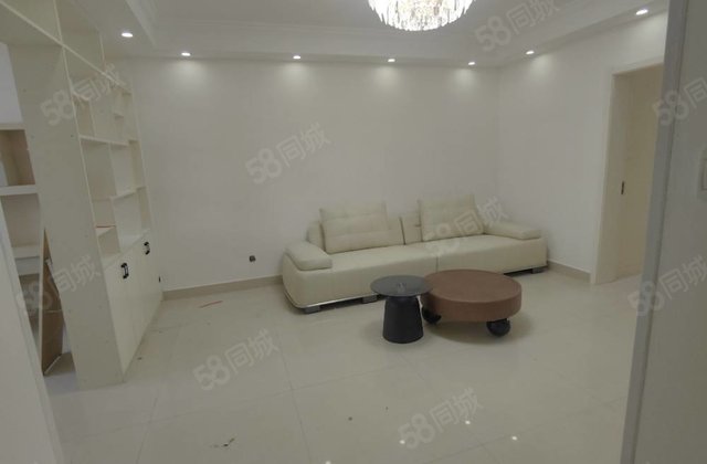 拿出几个 月供一千多，小三室精装好楼层地暖房， 停车方便