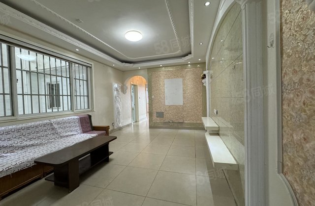 实验文选，望湖花园，新出精装两室，好楼层，急售