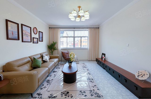 铁塔  煤厂小区  大三居  双卫  单价6千多