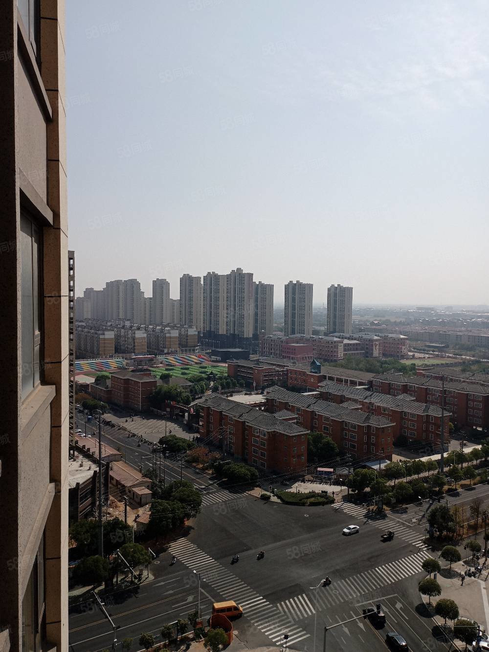 金马御龙城4室2厅3卫141㎡南北146万