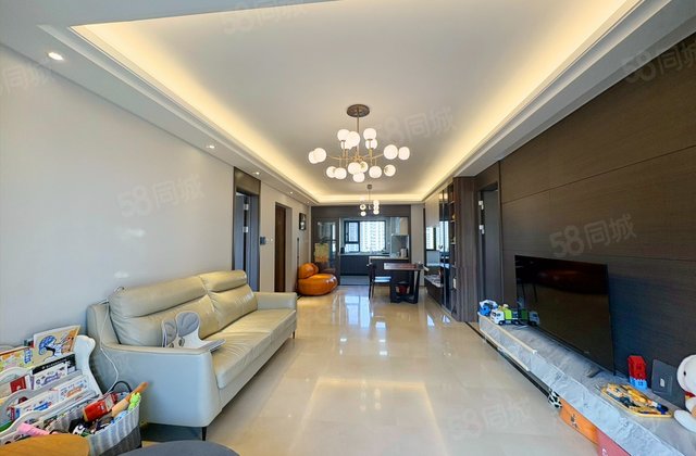 万科太原小镇三期3室2厅126㎡145万二手房图片