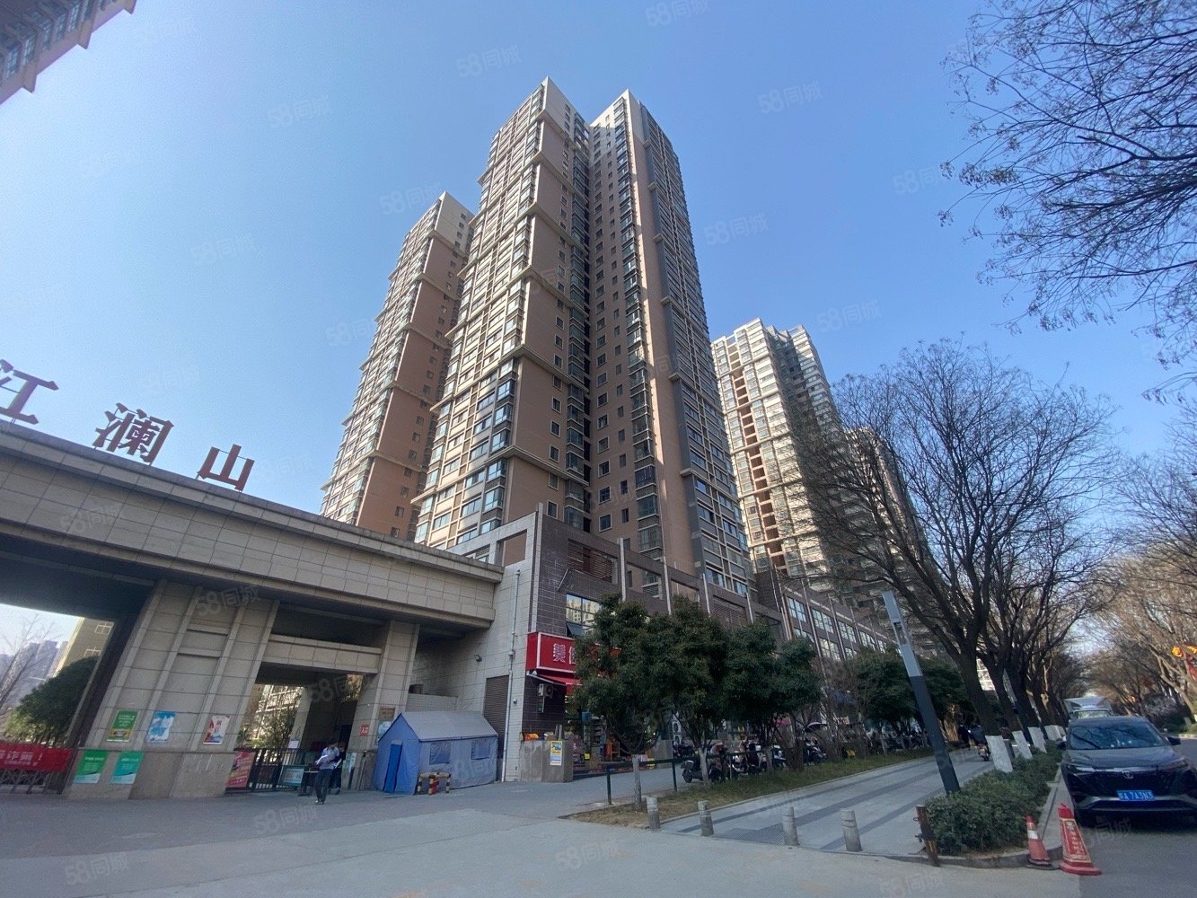 曲江澜山3室2厅1卫90.58㎡南北135万