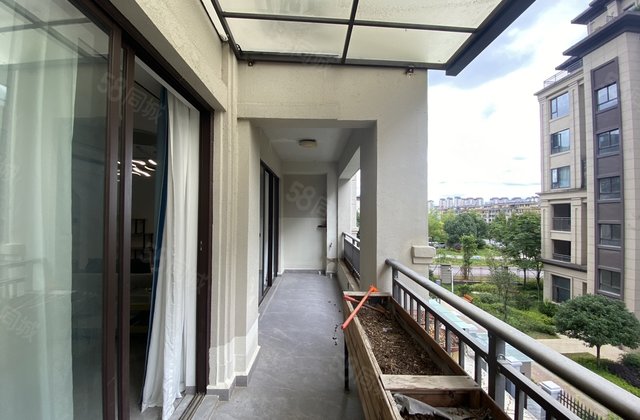 中梁壹号院4室2厅145㎡105万二手房图片