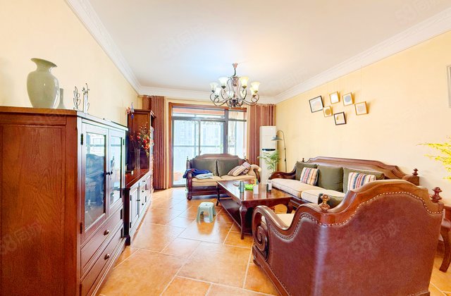 圣菲城(北区)4室2厅138㎡198万二手房图片