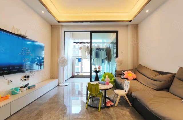 万科天空之城3室2厅100㎡149.8万二手房图片