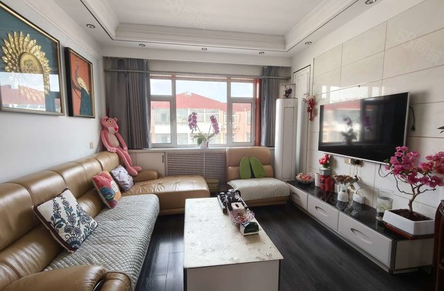 老文轩 外国语北墙 精装修3室 向阳  免大税 停车方便