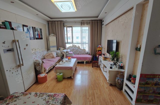 急售！市中心公园 大润发 宝徕花园带车位 三室朝阳户型非顶楼