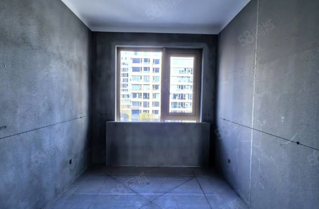 天桐悦4室2厅136㎡200万二手房图片