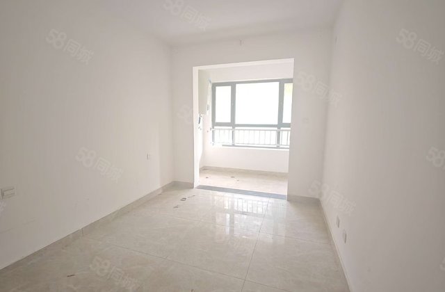 裕昌莲湖新城北区(9-38号楼) 精装修 产权清晰 次新房