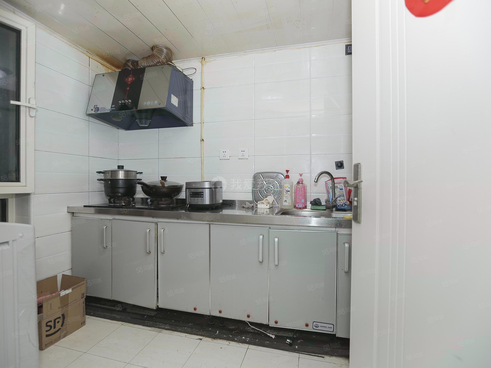 朗峰嘉園3室2廳2衛(wèi)66.2㎡東西330萬