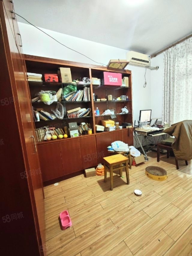 成飞民乐园3室2厅1卫116.21㎡东西208万