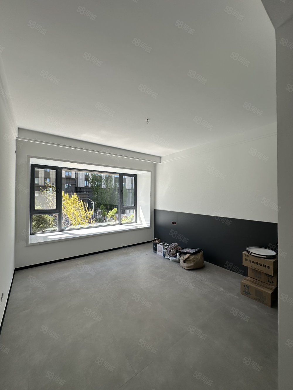 华韵锦园3室2厅2卫140㎡南北105万