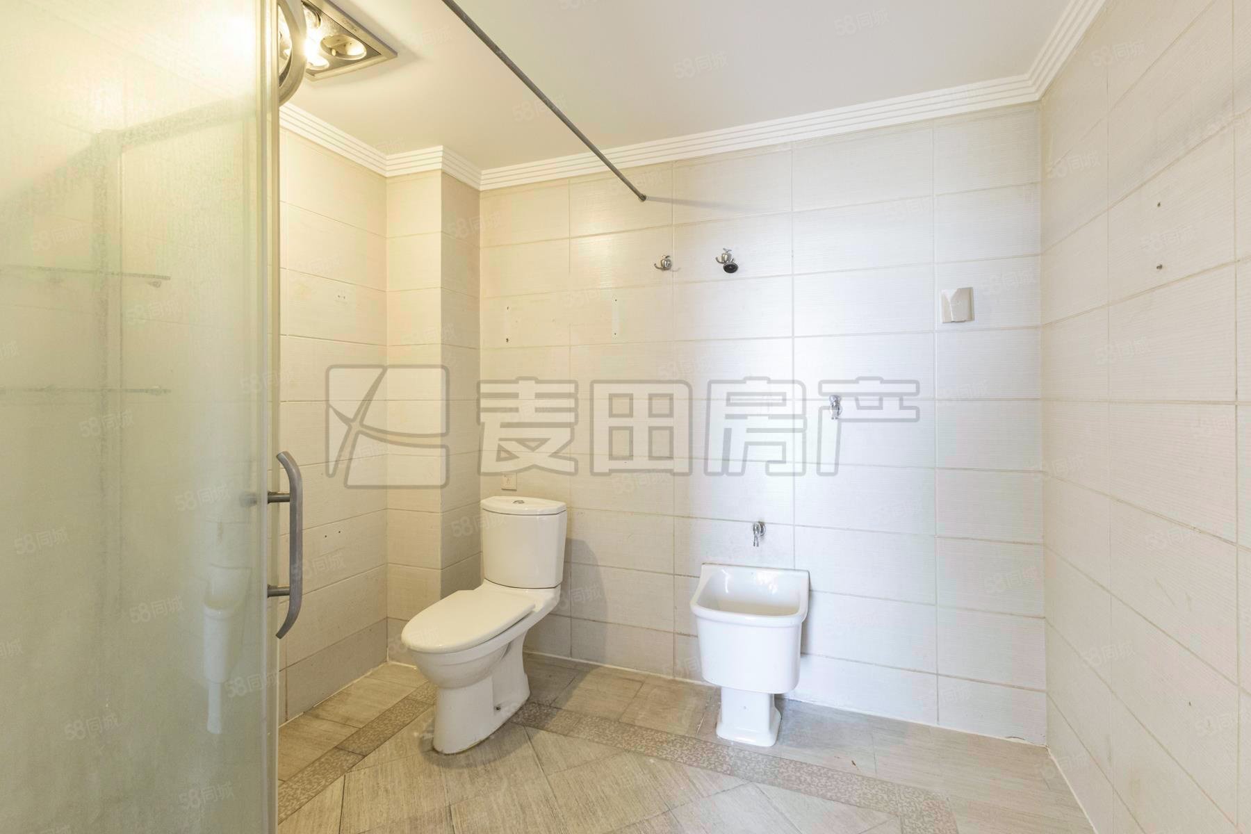 魯藝上河村(三區(qū))4室2廳4衛(wèi)263㎡南北3380萬(wàn)