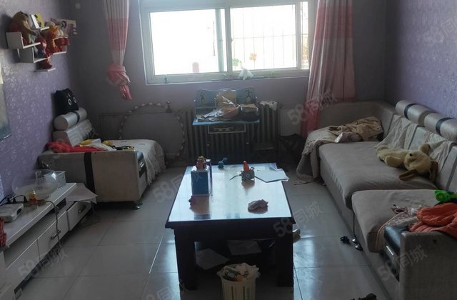 阳光   三里铺风景小区 2楼鸿顺花园颐馨园月亮湾