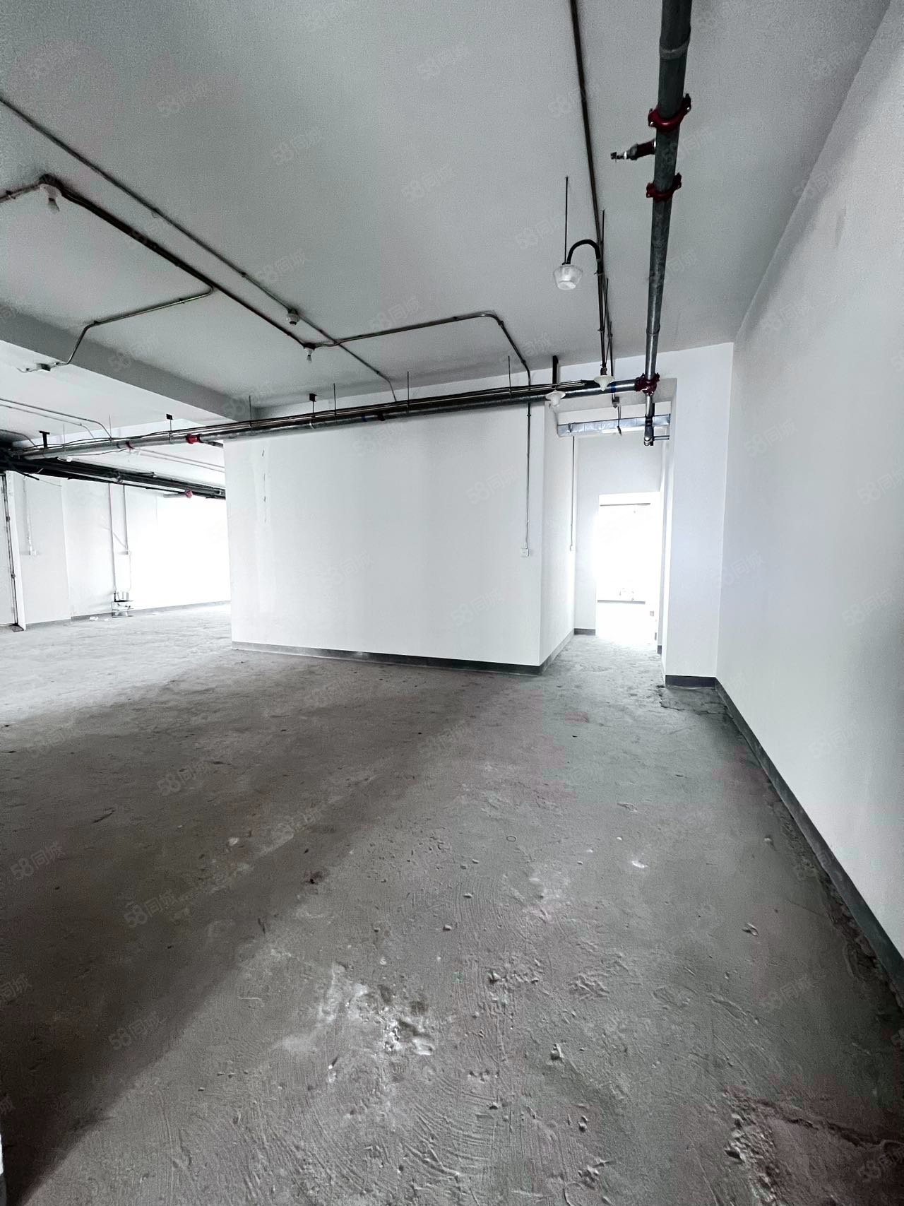 盤古大觀6室3廳5衛(wèi)666.67㎡南北4550萬